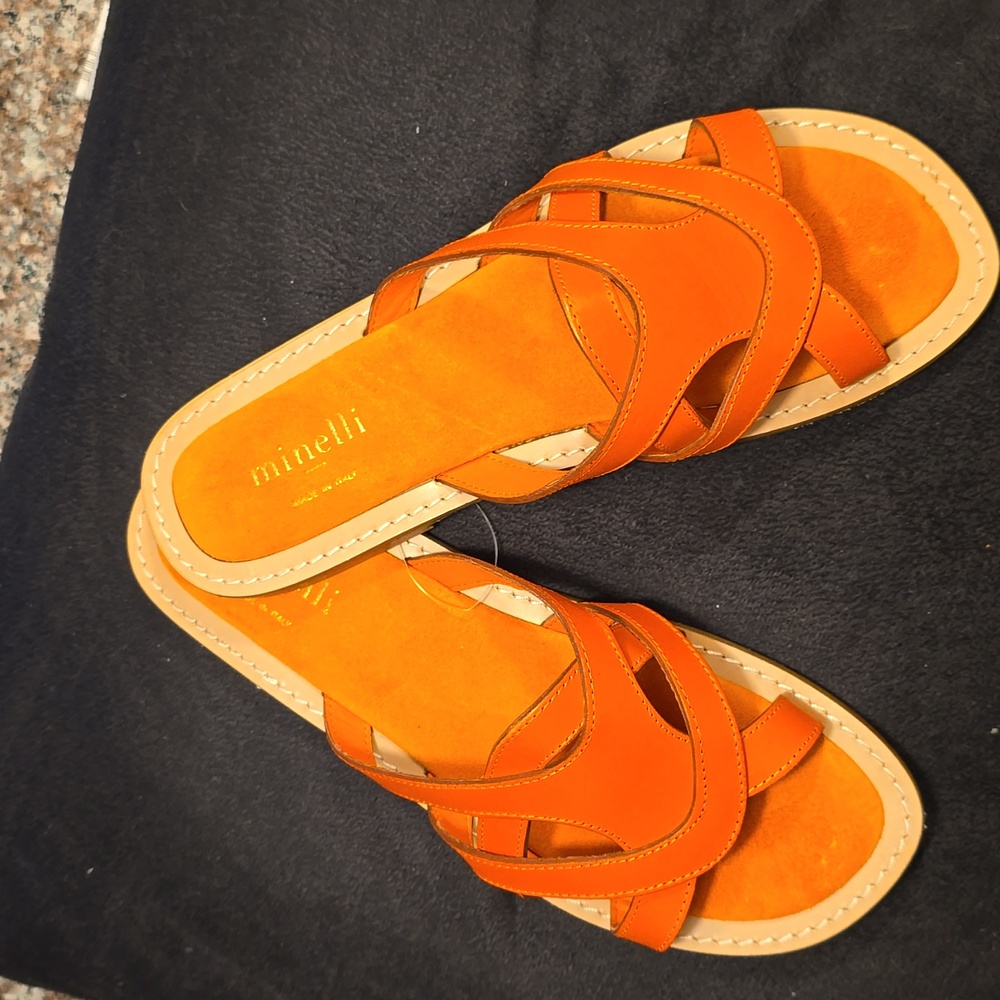 New Minelli sandals flat. LEATHER. IT 40